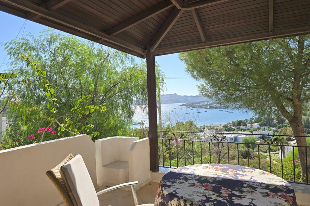 Bodrum-Bitez 3+1 deniz manzaralı satılık dubleks villa