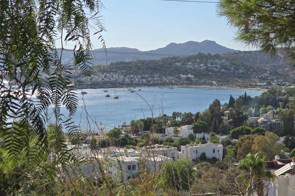 Bodrum-Bitez 3+1 deniz manzaralı satılık dubleks villa