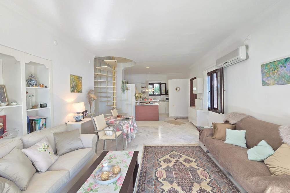 Bodrum-Bitez 3+1 deniz manzaralı satılık dubleks villa