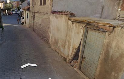 C 21 Bal dan Balıkesir Bigadiç te Satılık Kerpiç Ev