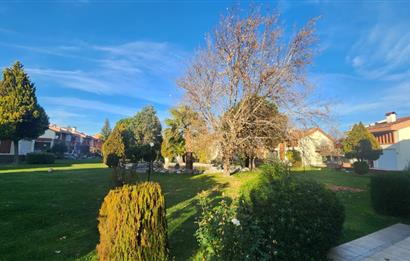 Şirinköy Sitesinde 5+1 Sauna ve Kış Bahçeli Lüx triplex villa 