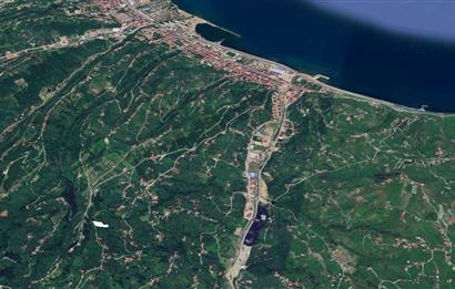 YOMRA GÜRSEL MAHALLESİ DENİZ MANZARALI ARSA