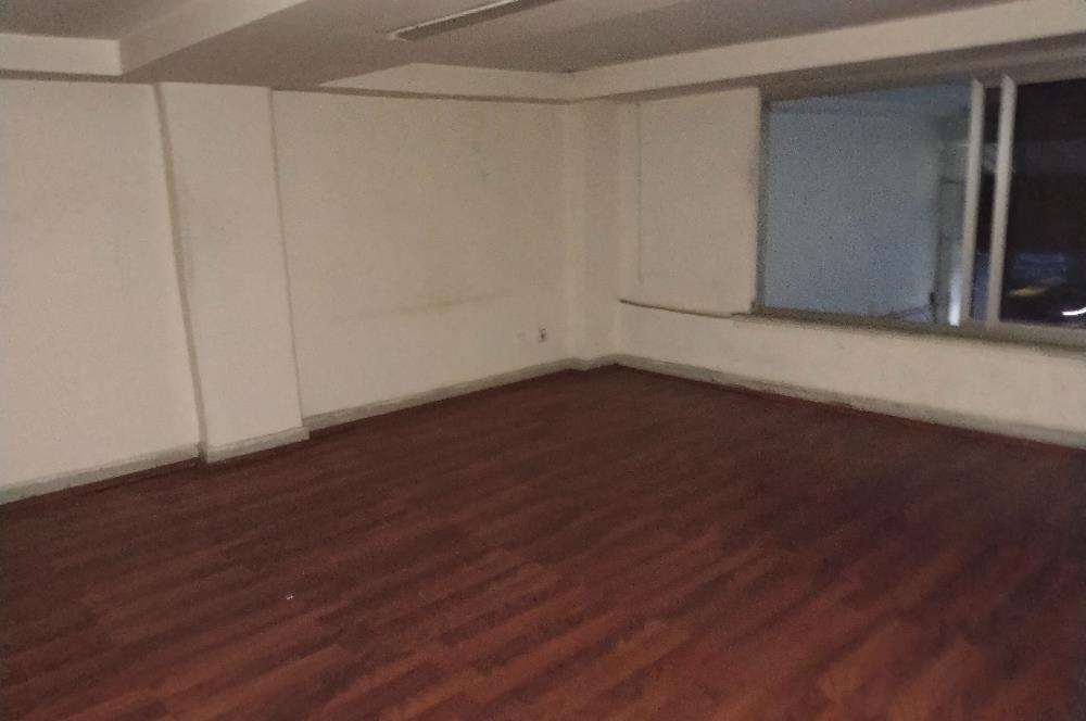 MASLAK SANAYİ ST 14. SOKAK NO: 459 ASMA KATLI BOŞ DÜKKAN KİRALIK