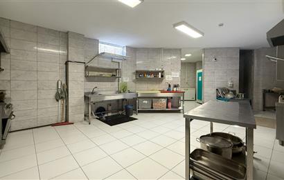 C21 BAL'DAN BURHANİYE KIZIKLI MAH 4312M2 AÇIK ALANA SAHİP SATILIK OTEL.