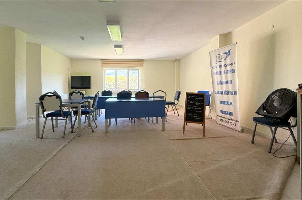 C21 BAL'DAN BURHANİYE KIZIKLI MAH 4312M2 AÇIK ALANA SAHİP SATILIK OTEL.