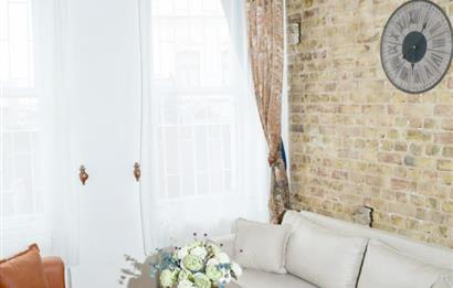 BEYOĞLU, GALATA KULESİNİN YANINDA SATILIK 2 + 1 DAİRE