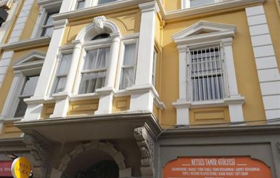 BEYOĞLU, GALATA KULESİNİN YANINDA SATILIK 2 + 1 DAİRE