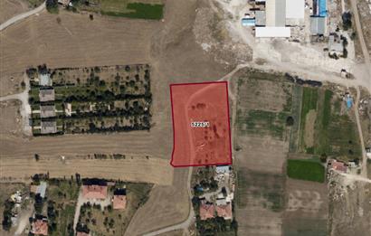 ÇUBUK YENiCE ESENBOĞA HAVAALANI YAKINI YATIRIMLIK SATILIK ARSA