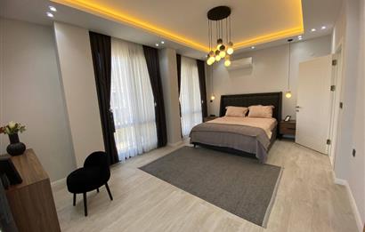 AKBÜKTE TAM MÜSTAKİL FULL EŞYALI 4+1 HAVUZLU VİLLA