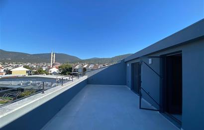 AKBÜKTE TAM MÜSTAKİL FULL EŞYALI 4+1 HAVUZLU VİLLA