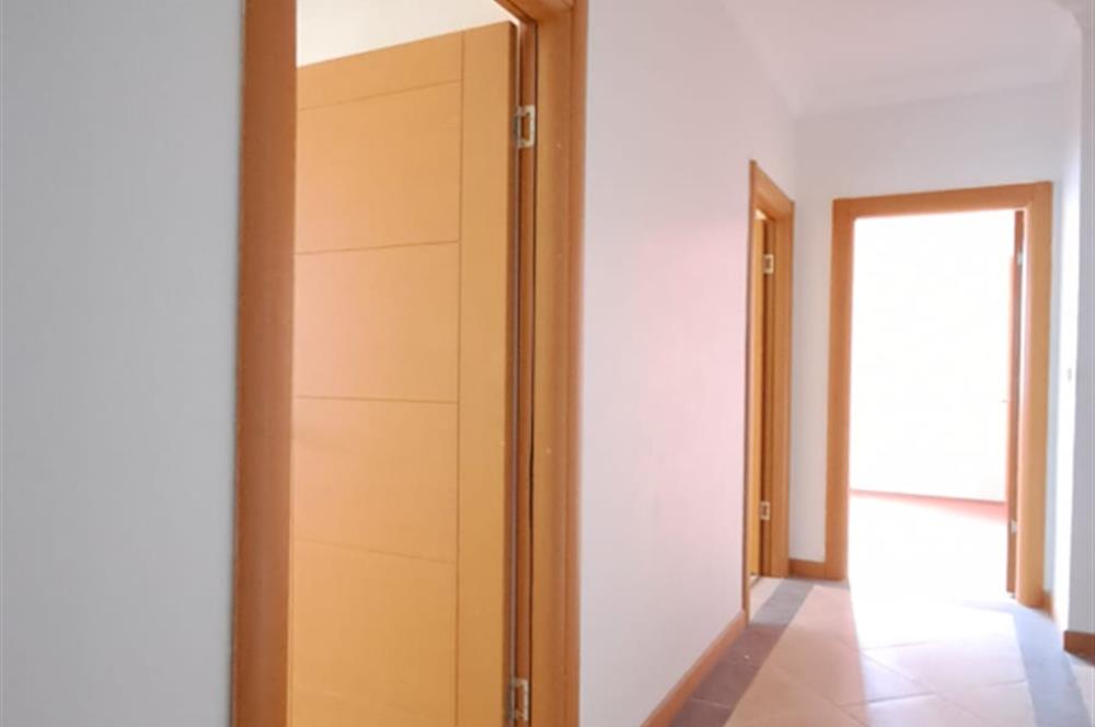 BÜYÜKÇEKMECE PINARTEPEDE ÇOK GENİŞ 3+1 DENİZ MANZARALI SATILIK