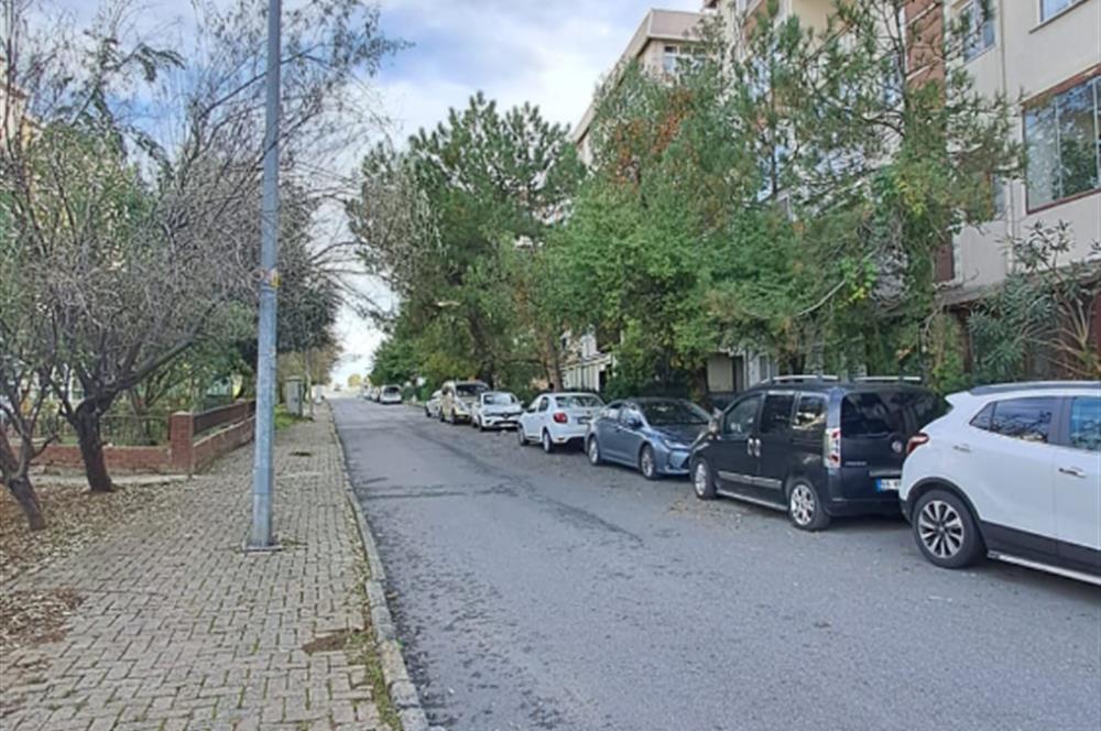 SELİMPAŞADA DENİZE SIFIR SİTEDE 2+1 SATILIK ARA KAT DAİRE