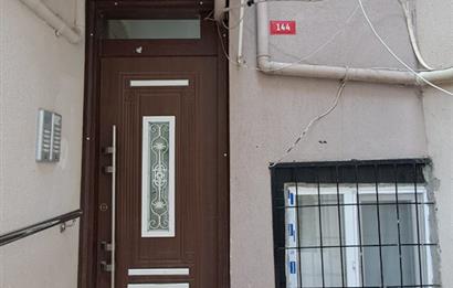 SELİMPAŞADA DENİZE SIFIR SİTEDE 2+1 SATILIK ARA KAT DAİRE