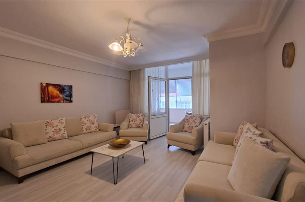 SELİMPAŞADA DENİZE SIFIR SİTEDE 2+1 SATILIK ARA KAT DAİRE