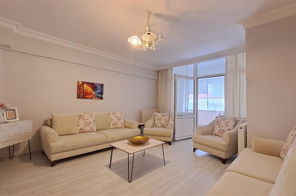 SELİMPAŞADA DENİZE SIFIR SİTEDE 2+1 SATILIK ARA KAT DAİRE