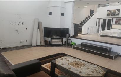 Şirinköy Sitesinde 5+1 Sauna ve Kış Bahçeli Lüx triplex villa 
