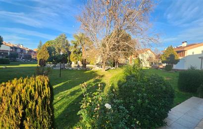 Şirinköy Sitesinde 5+1 Sauna ve Kış Bahçeli Lüx triplex villa 