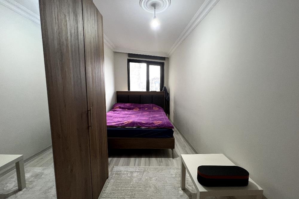 Kağıthane Çeliktepe satılık kapalı mutfaklı geniş 1+1 daire