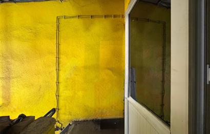 Akhisar  Sanayi Sitesi'nde Batar katlı Satılık Dükkan