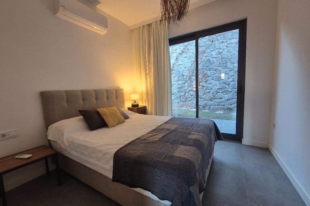 Bodrum Gündoğan Küçükbük'te Satılık 2+1 Bahçe Katı Daire