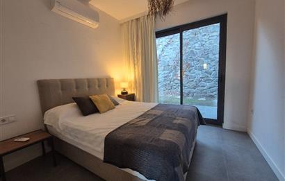 Bodrum Gündoğan Küçükbük'te Satılık 2+1 Bahçe Katı Daire