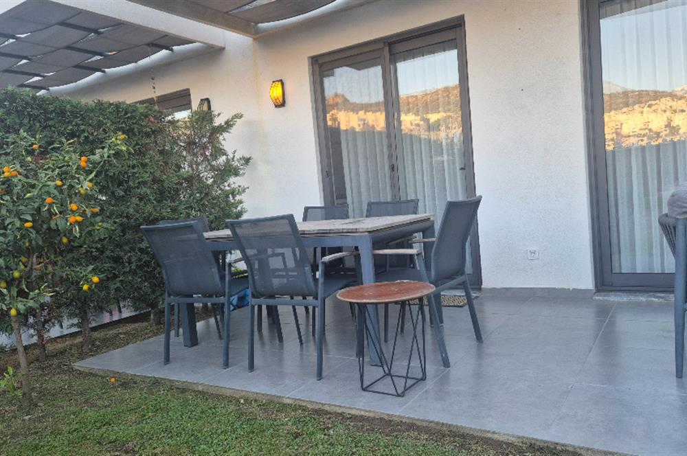 Bodrum Gündoğan Küçükbük'te Satılık 2+1 Bahçe Katı Daire