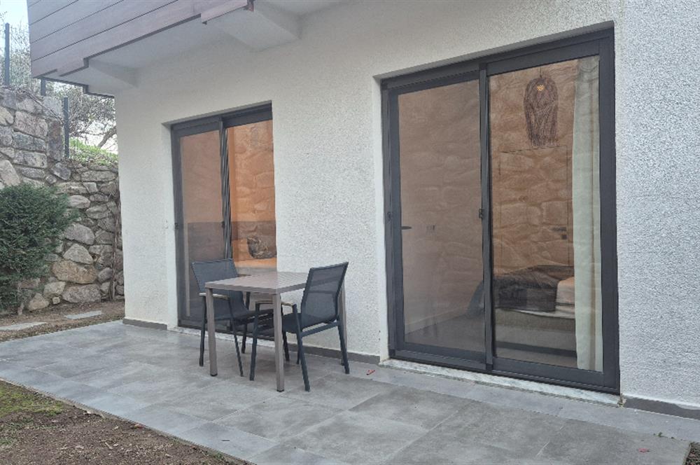 Bodrum Gündoğan Küçükbük'te Satılık 2+1 Bahçe Katı Daire