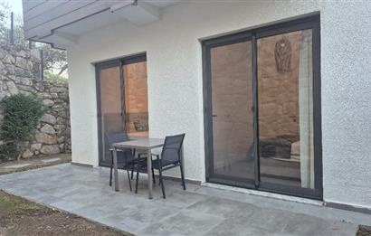 Bodrum Gündoğan Küçükbük'te Satılık 2+1 Bahçe Katı Daire