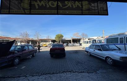 Akhisar  Sanayi Sitesi'nde Batar katlı Satılık Dükkan