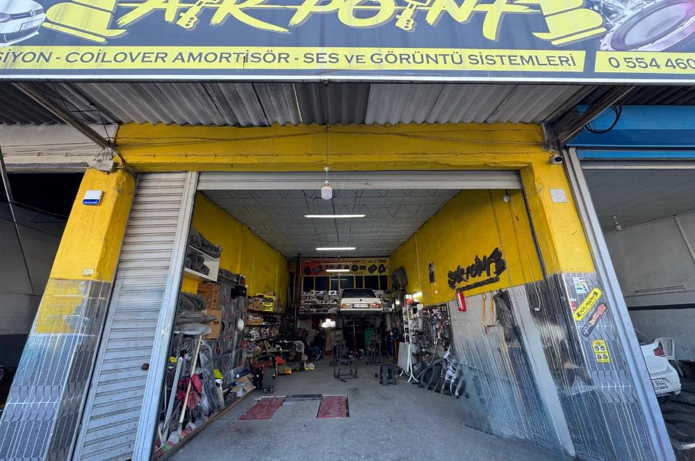 Akhisar  Sanayi Sitesi'nde Batar katlı Satılık Dükkan