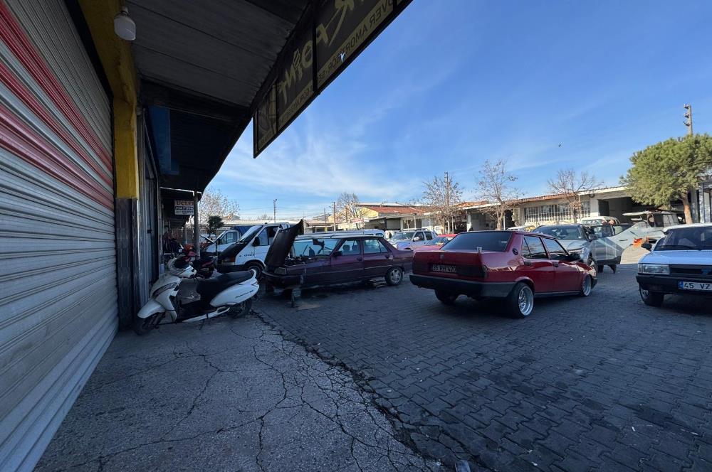 Akhisar  Sanayi Sitesi'nde Batar katlı Satılık Dükkan