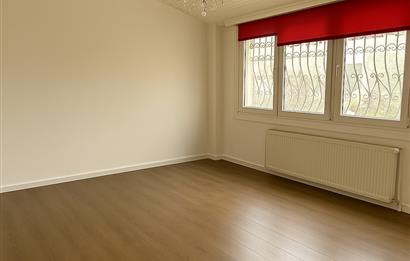 Torbalı Ertuğrul'da Geniş Bahçeli Lüks Villa-Ticari Uygun