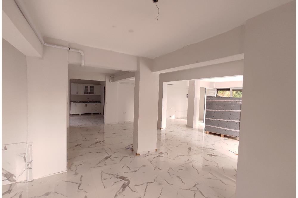 C21 UZMAN'DAN KAŞÜSTÜ'NDE FIRSAT KİRALIK DEPO