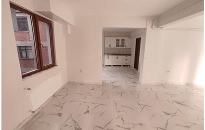 C21 UZMAN'DAN KAŞÜSTÜ'NDE FIRSAT KİRALIK DEPO