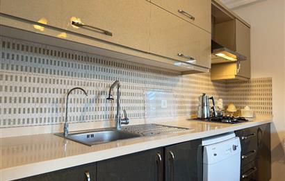 Datça Merkez'de Satılık Bahçeli Ara Kat 2+1 Balkonlu Geniş Daire