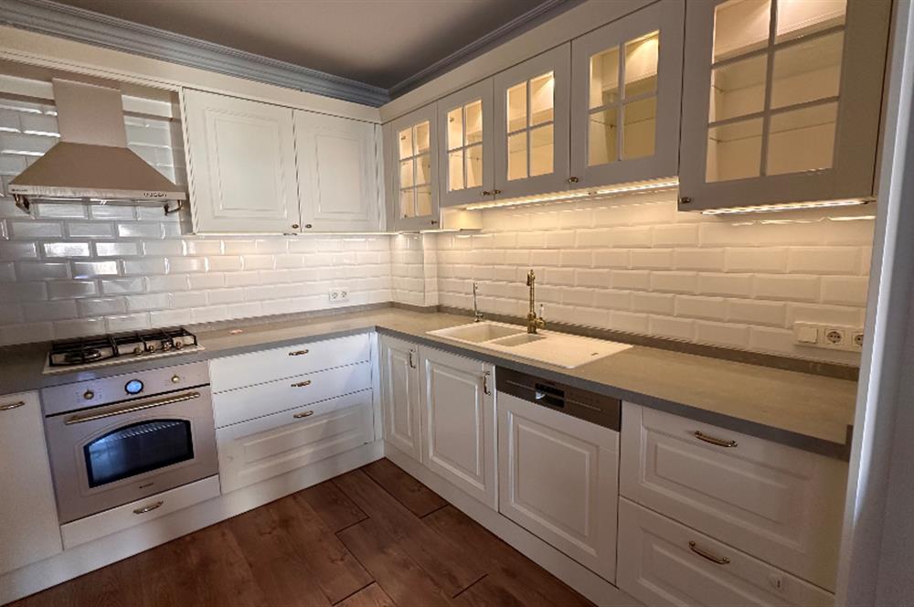 Yali mahallesi cadde üzeri kiralik 2+1