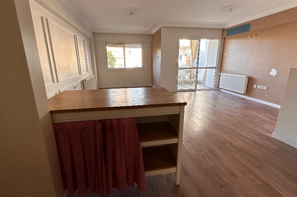 Yali mahallesi cadde üzeri kiralik 2+1