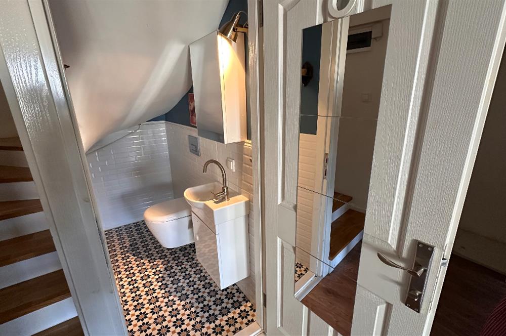 Yali mahallesi cadde üzeri kiralik 2+1