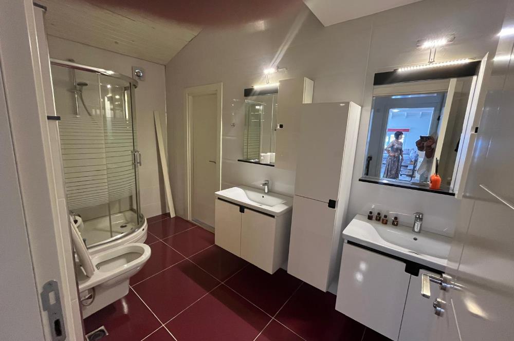 Torbalı Ertuğrul'da Geniş Bahçeli Lüks Villa-Ticari Uygun