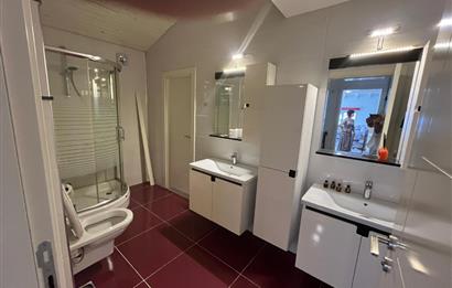 Torbalı Ertuğrul'da Geniş Bahçeli Lüks Villa-Ticari Uygun