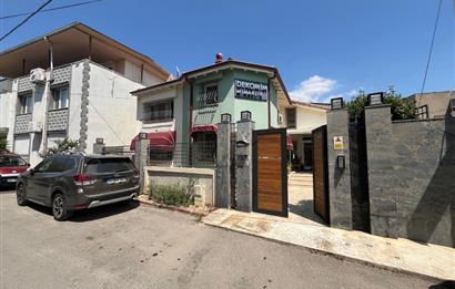 Torbalı Ertuğrul'da Geniş Bahçeli Lüks Villa-Ticari Uygun