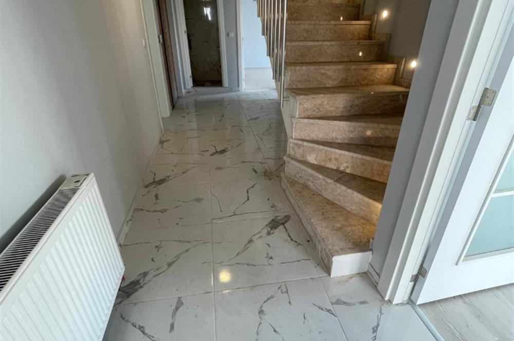 GEBZE ESKİHİSARDA KİRALIK 240M2 DUBLEKS