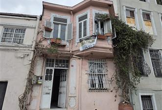 İSTANBUL, FATİH'DE SATILIK MÜSTAKİL KONUT - 1 - 31092