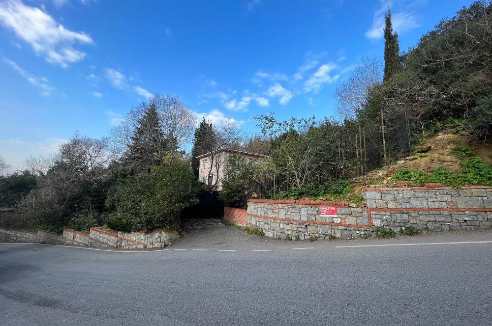 Üsküdar Çengelköy'de Satılık Müstakil Bina