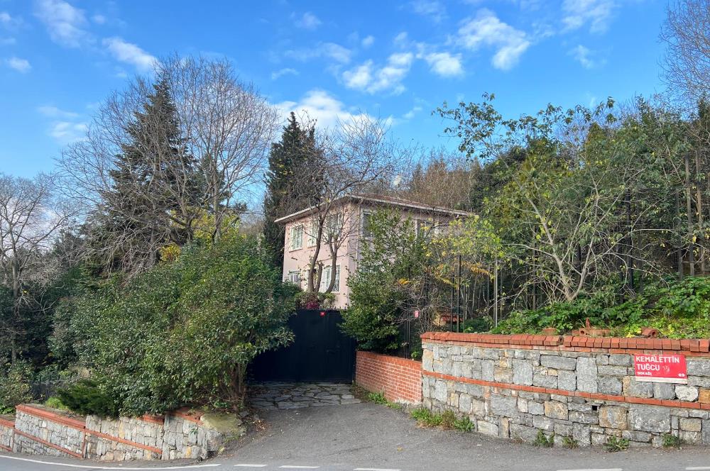 Üsküdar Çengelköy'de Satılık Müstakil Bina