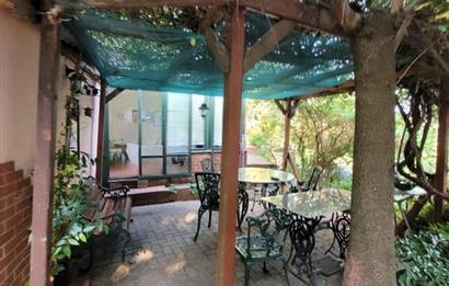 Üsküdar Çengelköy'de Satılık Müstakil Bina