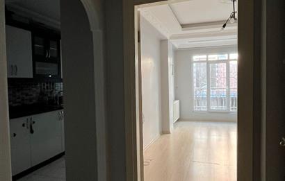 MALL OF İSTANBULA YÜRÜME MESAFESİNDE MEHMET AKİF M. SATILIK 2+1 