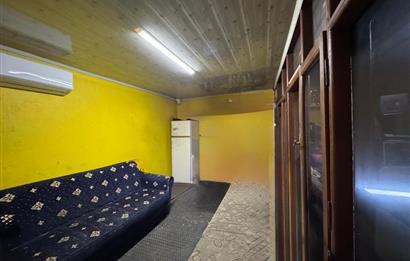 Akhisar  Sanayi Sitesi'nde Batar katlı Satılık Dükkan