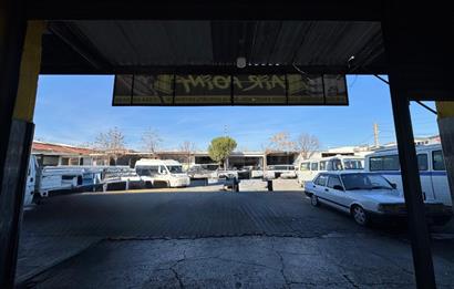 Akhisar  Sanayi Sitesi'nde Batar katlı Satılık Dükkan