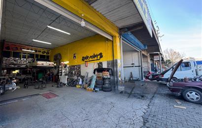 Akhisar  Sanayi Sitesi'nde Batar katlı Satılık Dükkan